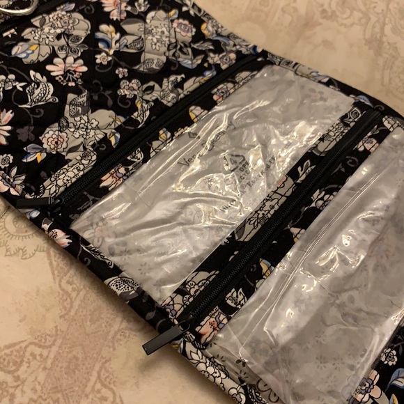 Vera Bradley Quilted Floral Makeup/Jewelry Travel Case - Picture 8 of 11